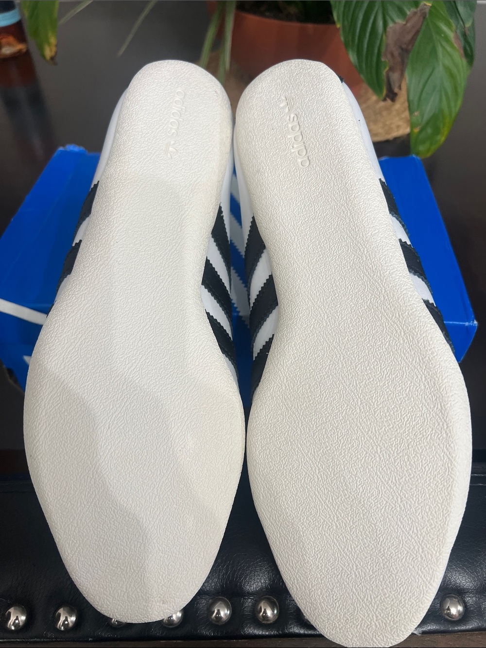 adidas Tokyo Women’s Sneakers in White and Navy - Picture 2 of 6
